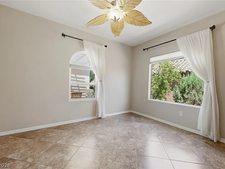 2148 Shadow Canyon Dr — Photo 33