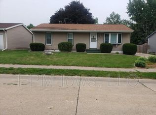 3536 W 30th St, Davenport, IA 52804