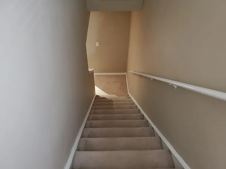 15924 Fishhawk Creek Ln — Photo 22