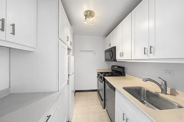 Sold by Halstead Real Estate | media 5