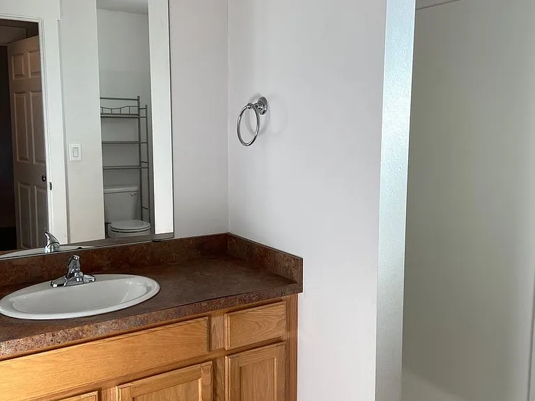 804 Freda Ave #A & B — Photo 17