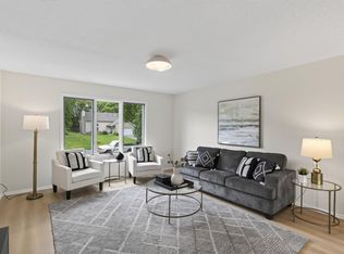 18735 Pennington Ave, Eden Prairie, MN 55346