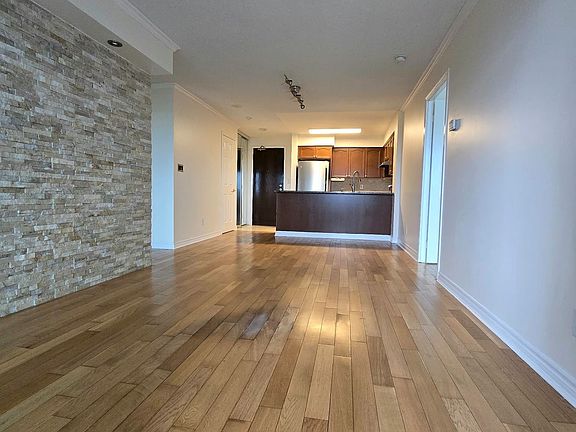 2nd image of 18 Spring Garden Ave #1107