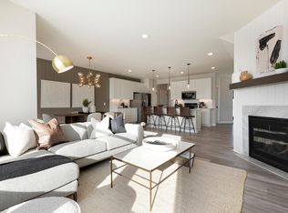 4759 Airlake Dr, Woodbury, MN 55129