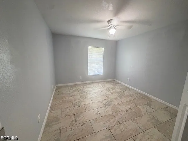 3950 Sunset Rd — Photo 4