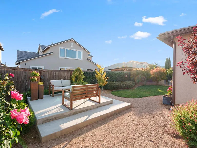 822 Overstone Ave — Photo 34