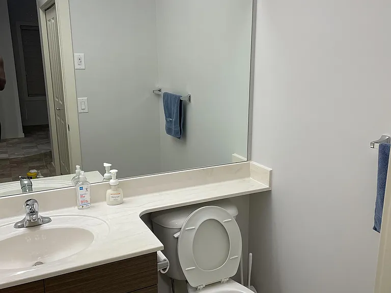114 Douglas Henning Bay — Photo 19
