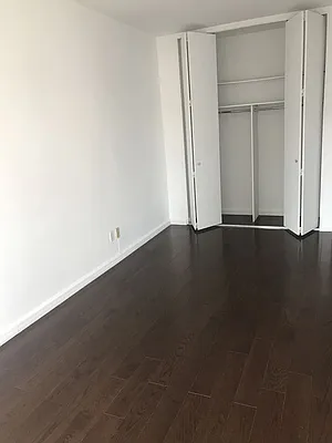 Rented by Carlyle Property Management | media 8