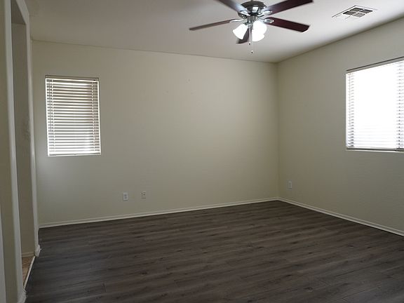 3rd image of 45341 W Alamendras St