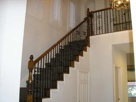 4th image of 1618 Ponderosa Dr