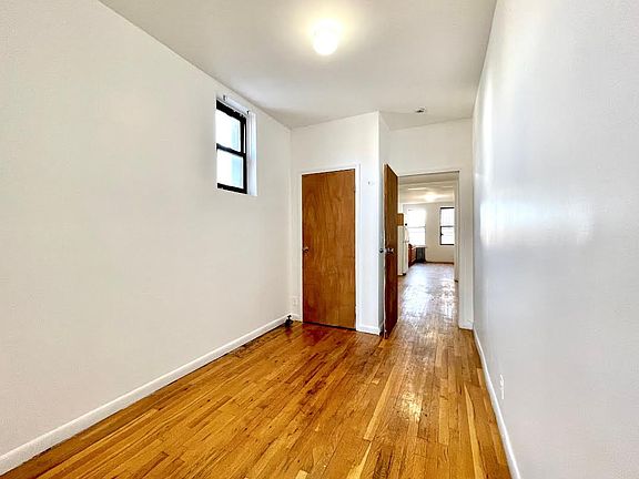 3rd image of 322 Jefferson St APT 3L