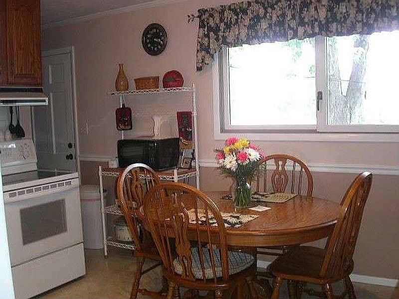 1st image of 17 Green Hill Ct