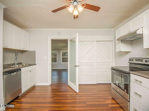 5th image of 508 Oglewood Ave