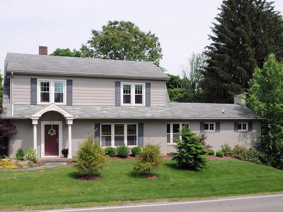 1st image of 188 Thompson Ave