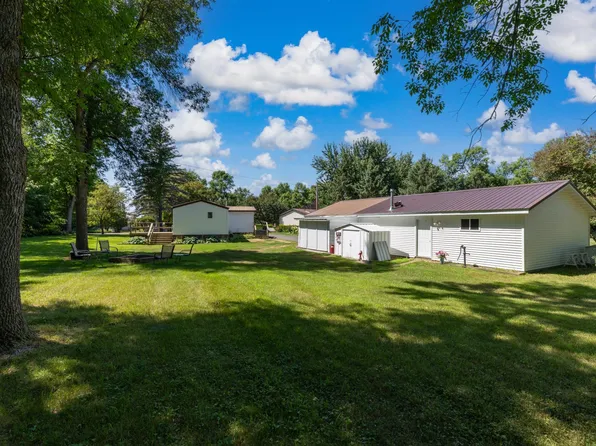 910 Lake Shore Blvd, Wahkon, MN 56386