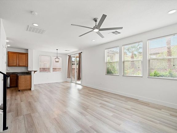 5th image of 2309 Cockatoo Dr