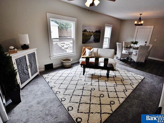 4th image of 5035 Pioneers Blvd