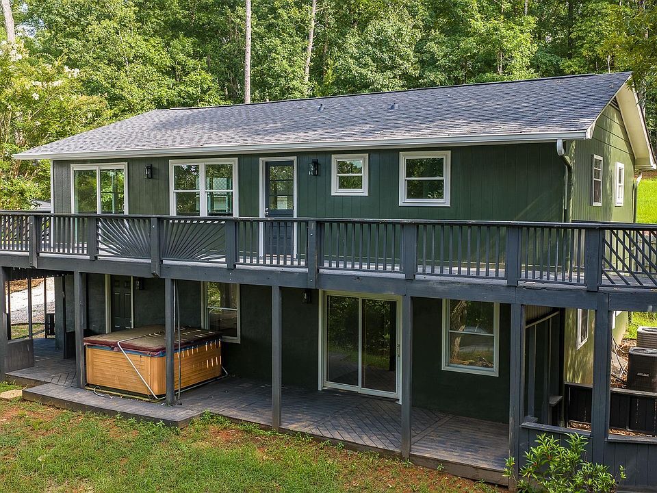 1st image of 921 Ann Dr