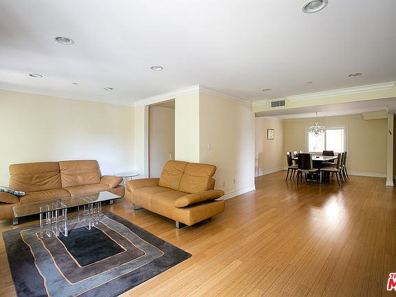 5th image of 10417 Louisiana Ave APT 201