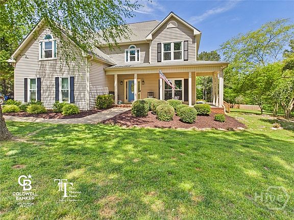 2nd image of 1050 Calls Creek Court