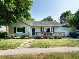 515 Riddle St, Howell, MI 48843