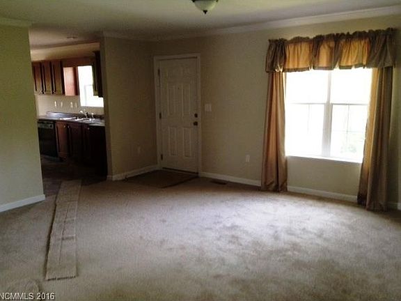4th image of 480 Bailey St #1