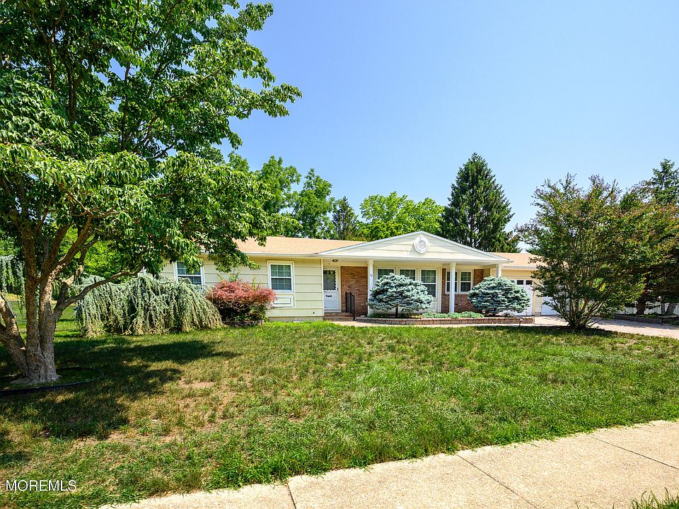 1st image of 49 Newbury Road