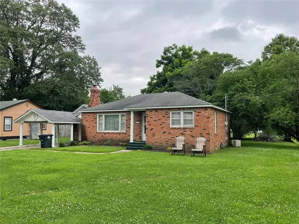 1111 East St, Campbell, MO 63933