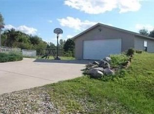8843 Eleven Mile Rd, Evart, MI 49631