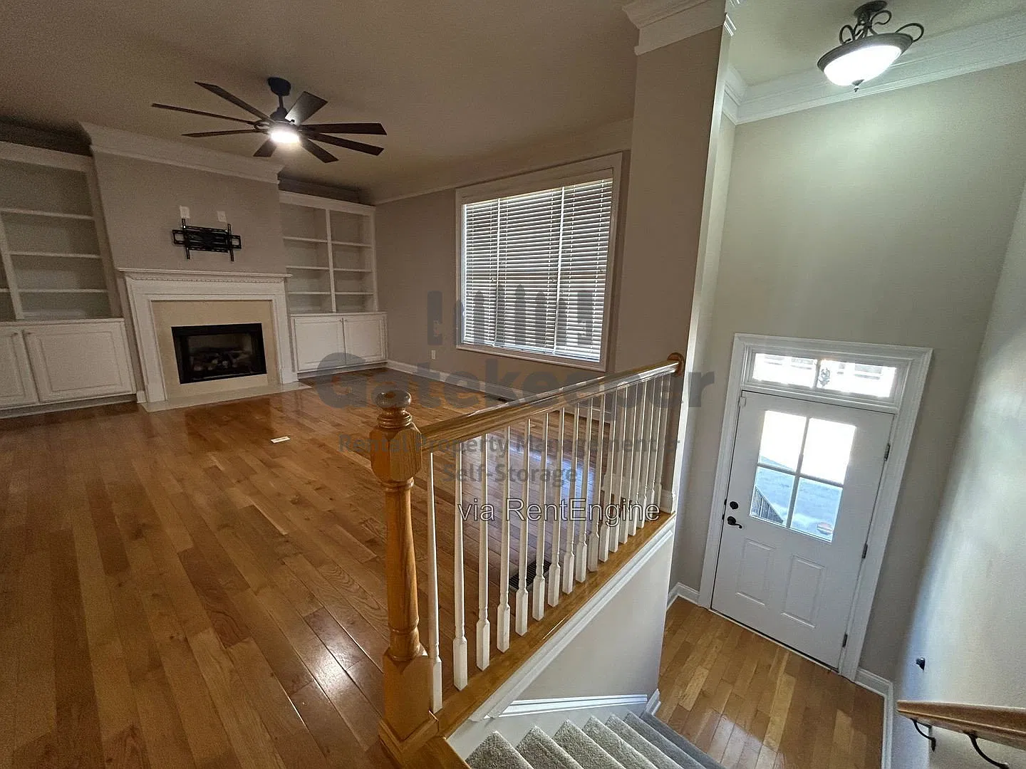3 bed, 3.5 bath, 2200 sqft, $2,845 — Photo 2