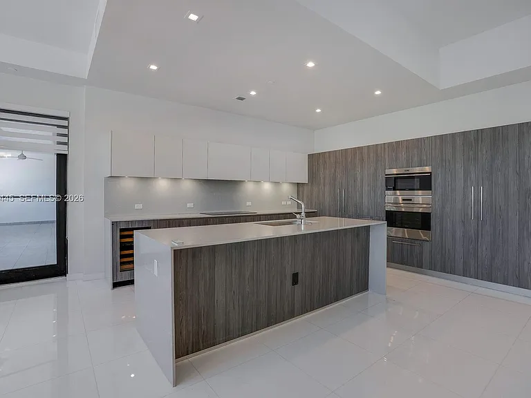 275 Giralda Ave #6C — Photo 17