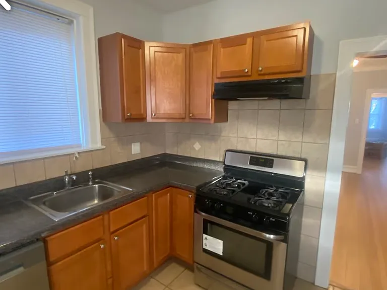 2115 W Arthur Ave #3 — Photo 12