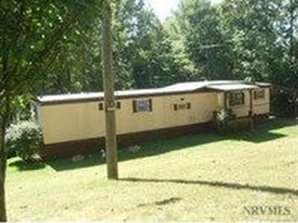 2908 Poplar Knob Rd, Galax, VA 24333