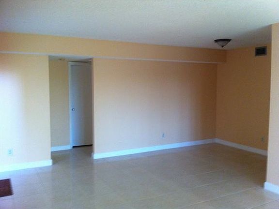 3rd image of 1250 SW 113th Ter APT 103