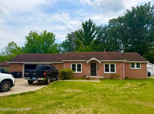 5532 Bruce Ave, Louisville, KY 40214