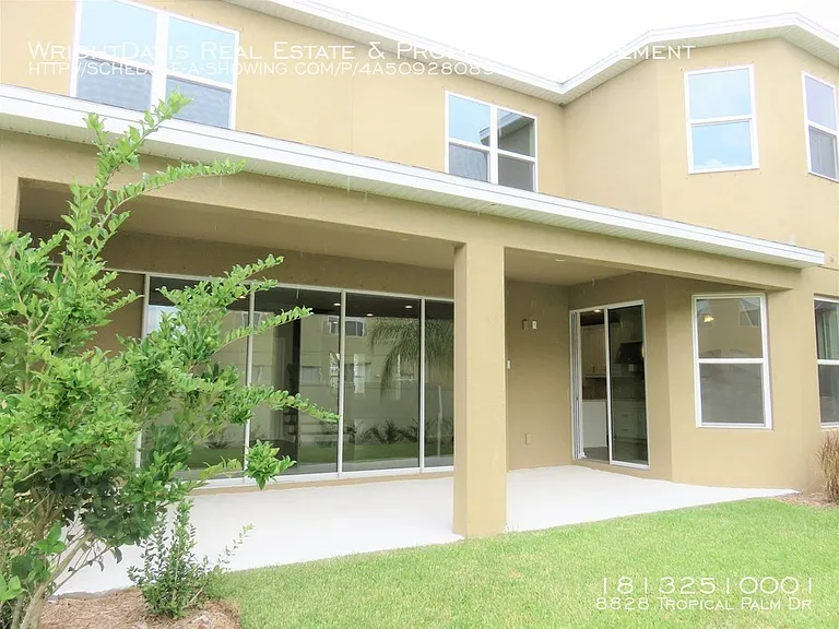 8828 Tropical Palm Dr — Photo 28