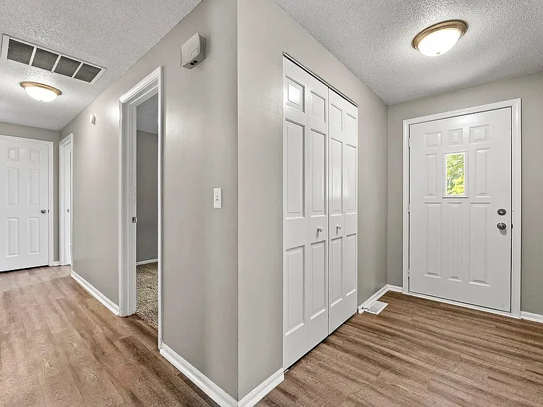 9210 Sea Wind Pl — Photo 9