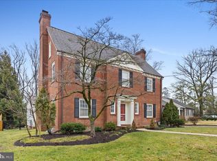2700 Fort Scott Dr, Arlington, VA 22202