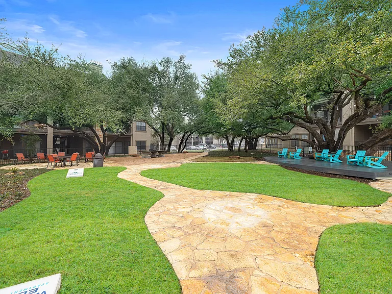 Waters Edge Apartments, Georgetown, Texas