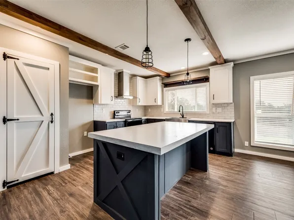 138 Summit Ridge Ln, Springtown, TX 76082