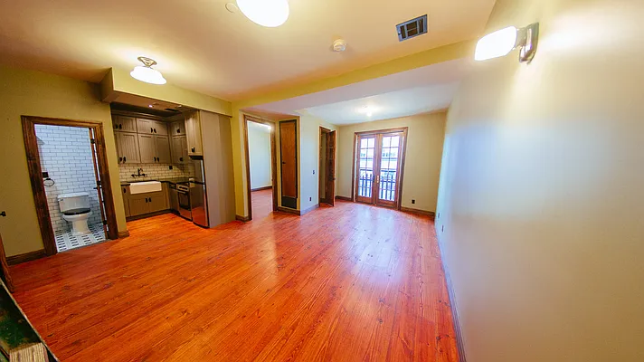 Rented by Lofts and Flats LLC | media 7