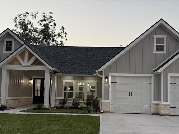 2nd image of 320 Wood Haven Dr