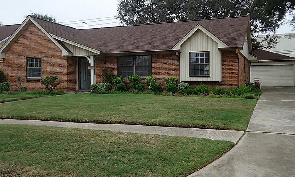 1st image of 2322 Droxford Dr