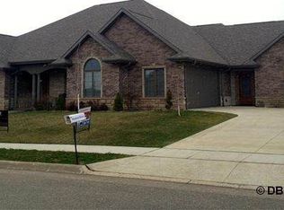 2291 Helle Dr, Dubuque, IA 52002