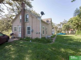 304 W East St, Weeping Water, NE 68463