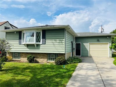 28 Mayberry Dr E, Buffalo, NY, 14227