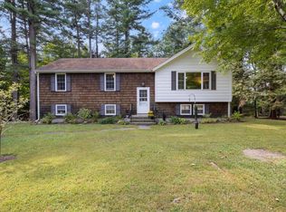 6 Cottage Farms Rd, Cumberland, ME 04021
