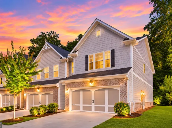 170 Camden Park Dr, Woodstock, GA 30188