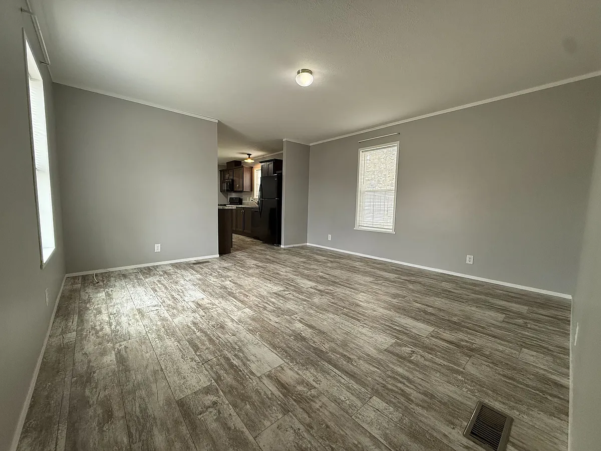 Building Photo - 71400 Van Dyke Rd #4