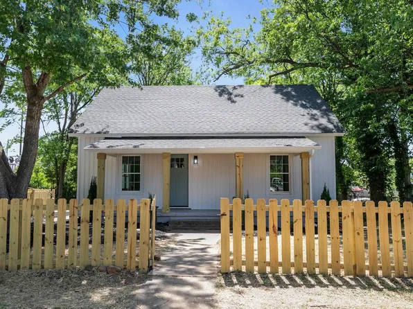 1 9th St, Greenville, SC 29611